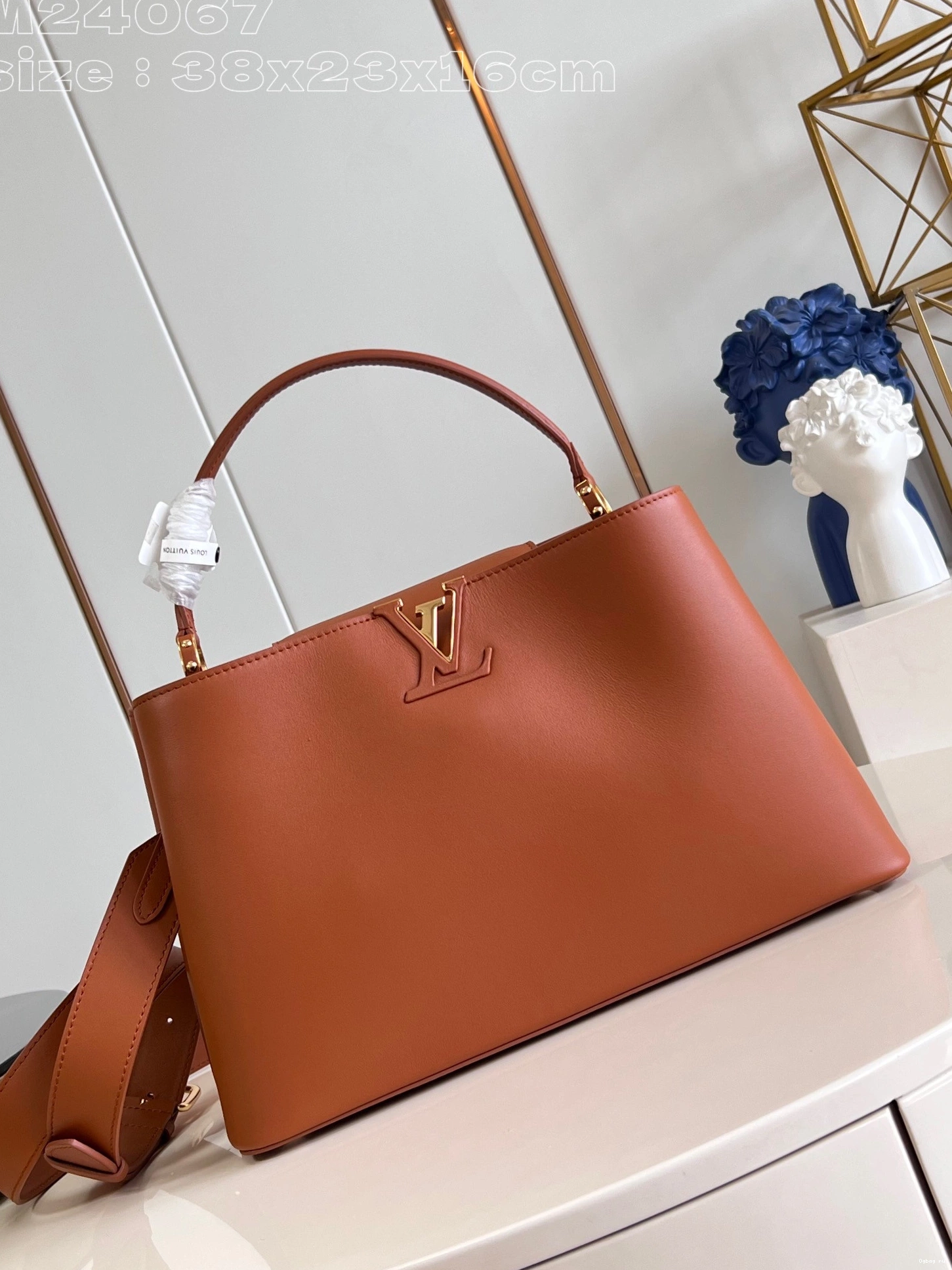Souple-38*23*16CM VUITTON LOUIS GM Capucines 0712